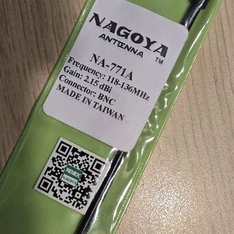 Nagoya NA-771A BNC antena ręczna 39 cm na pasmo lotnicze 118-136MHz - do radiotelefonów lotniczych oraz skanerów