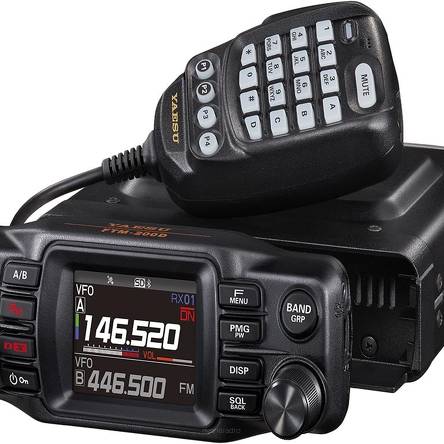 FTM-200DE Yaesu Dual-Band C4FM/FM mobilny transceiver