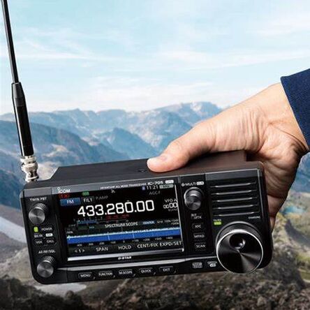  IC-705 Icom z akumlatorem  BP-307 