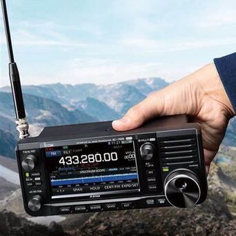  IC-705 Icom z akumlatorem  BP-307 