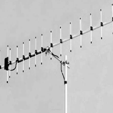 A430S15R2 430 MHz  antena 15 elementów DIAMOND  